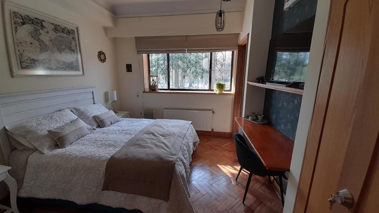 Bed & Breakfast Lastarria Santiago Exterior photo